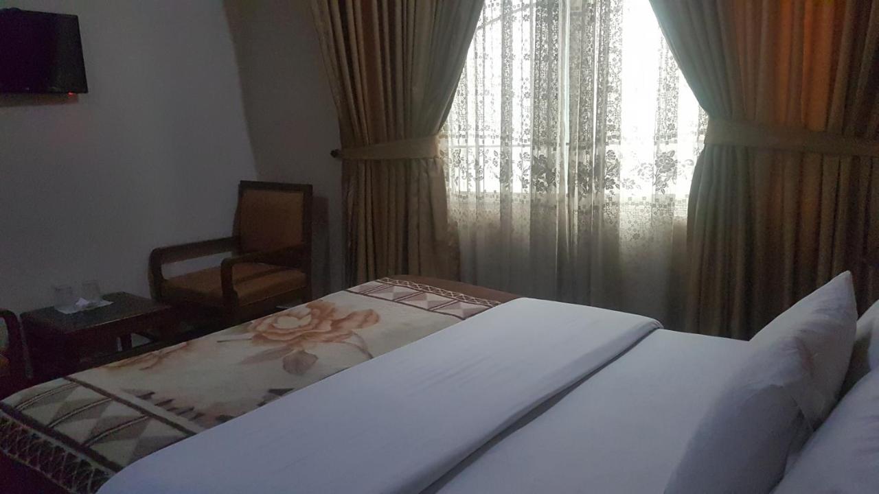 Midtown Hotel Ραβαλπίντι Εξωτερικό φωτογραφία