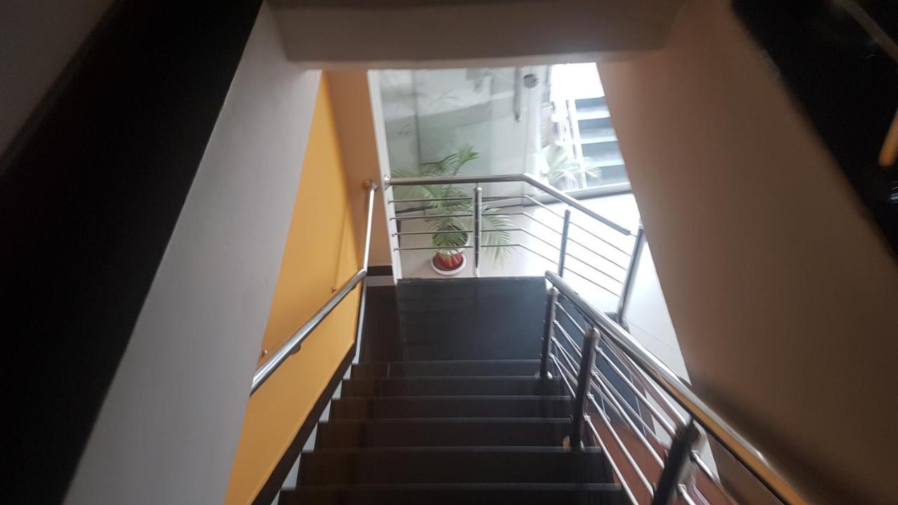Midtown Hotel Ραβαλπίντι Εξωτερικό φωτογραφία